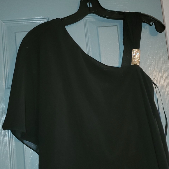 Jumpsuit - Picture 3 of 6